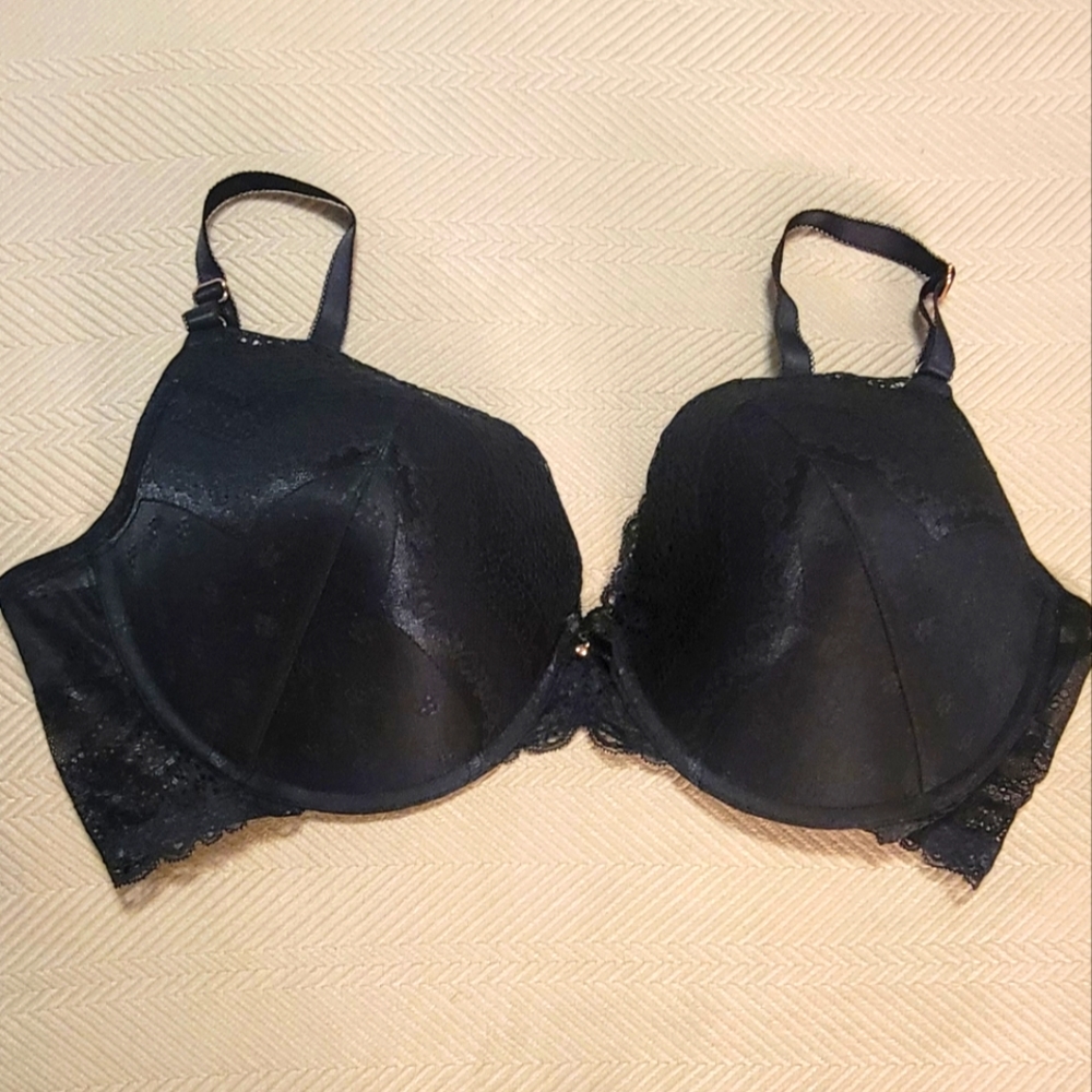 Black Lace Bra [NWOT]